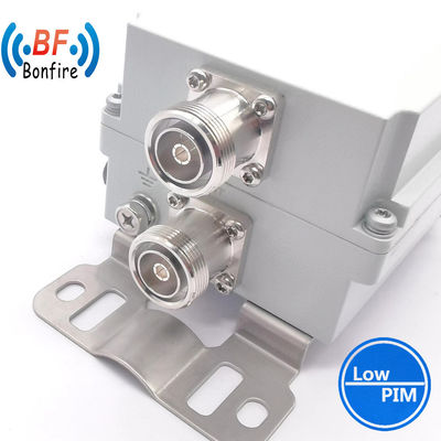 Dual Band Combiner 790-862 880-960MHz for Indoor/Outdoor IP65 12.00cm * 10.00cm * 6.00cm
