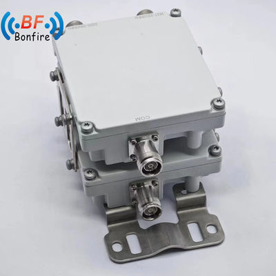 4.3-10 Female Connector 5g RF Quad Combiner 1710-1880 1920-2170 2300-2400 2500-2700MHz