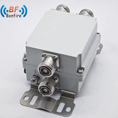 Grey/Red/Black Triplexer 698-960 1710-2170 1920-2710 2300-2400 2500-2700MHz RF Diplexer Dual Band Combiner for DAS IBS