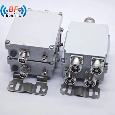 Grey/Red/Black Triplexer 698-960 1710-2170 1920-2710 2300-2400 2500-2700MHz RF Diplexer Dual Band Combiner for DAS IBS
