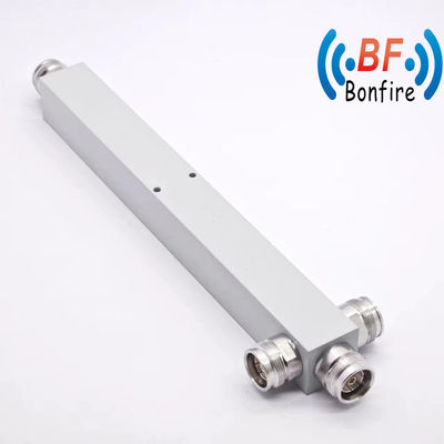 High Power 617-4000MHz RF Wideband Power Splitter Grey 3 Way Power Divider -160dbc