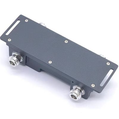 20.00cm * 6.00cm * 3.00cm N-F 698-3800MHz 2 in 2 out Hybrid Combiner with Lowest NF