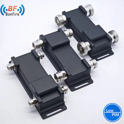12.00cm * 7.00cm * 4.00cm 617-3800MHz 2 out 1 in 3dB Hybrid Combiner Coupler N Female