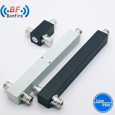 50W RF 2 Way Power Splitter SMA Female Connector Type 350-3800MHz for Base Station