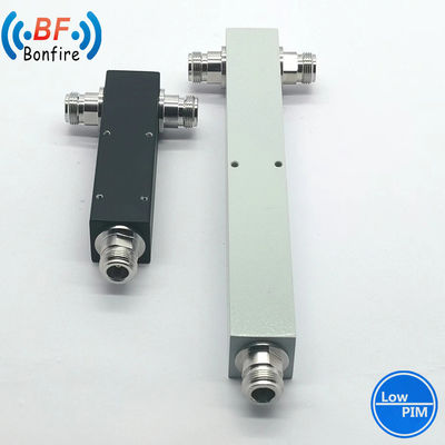 698-4000MHz 300 N Female Type Connector 2 Way Round Cavity RF Power Splitter in Grey