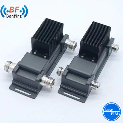Indoor/Outdoor IP65 617-3800MHz RF Hybrid Combiners Quadplexer Combiner for Das Ibs