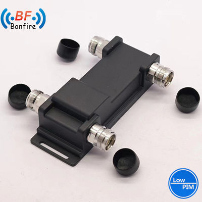 Customized 5g 4 in 4 out 617-3800MHz N Type RF Hybrid Combiner 4.3-10-F Interface