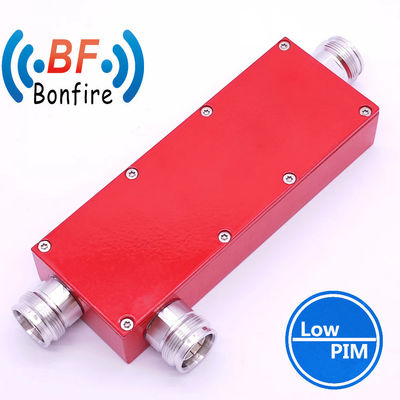 698MHz-3800MHz Frequency Range 300W 0.44dB Low Insertion Loss Cavity Directional Coupler