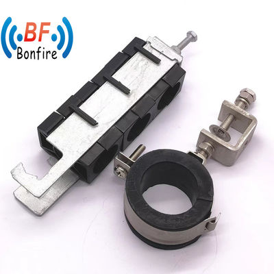 15.00cm * 6.00cm * 1.50cm Package 3 Way Feeder Clamp for 5mm Fiber and Power Cable